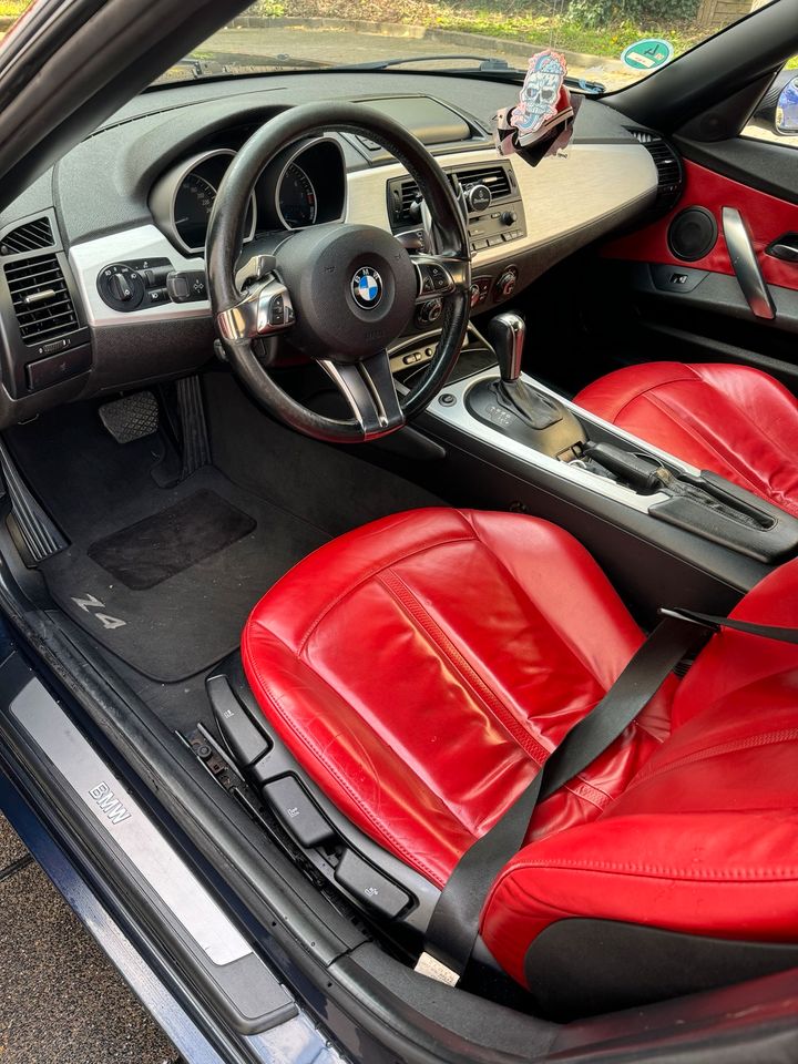 BMW Z4 3,0-Benzin M Paket 265ps Automatik Cabrio Tausch Möglich in Wuppertal