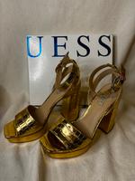 Goldene High Heels Von Guess Dresden - Altfranken Vorschau