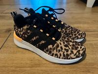 !!! Adidas Racer TR 21!!! Neu  Gr. 42 Brandenburg - Hoppegarten Vorschau
