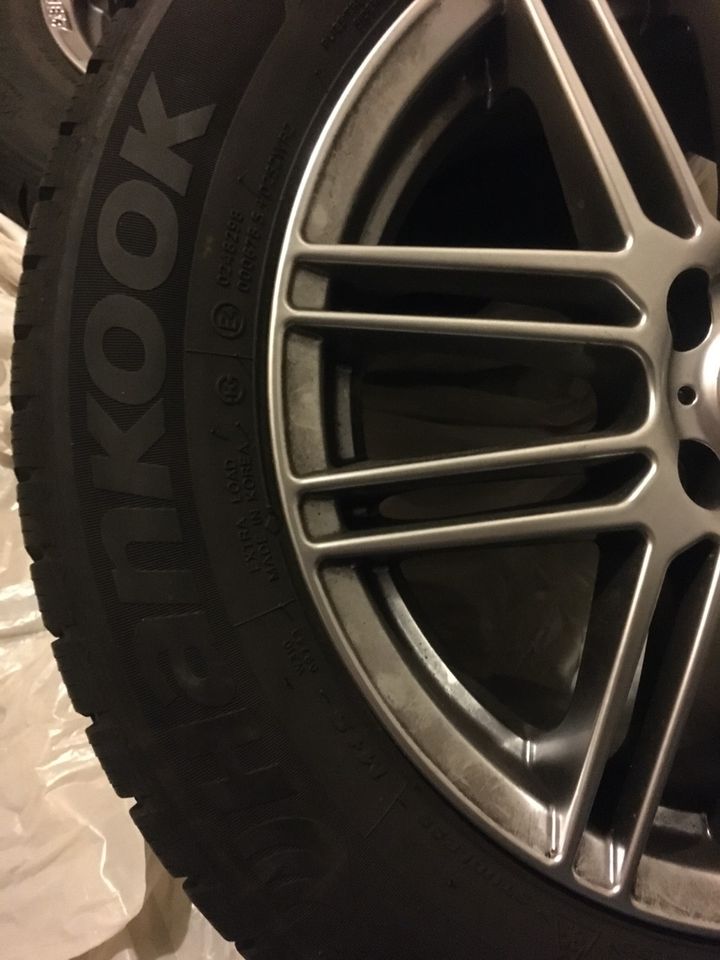 AEZ Alufelgen mit Winterreifen Hankook neuwertig 16" Audi VW BMW in Essen