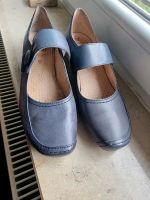 CAPRICE Echt Leder Slipper Gr. 40 Blau Essen - Essen-Stadtmitte Vorschau