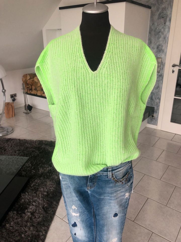 Marc Cain Sports Pullover N4 40und andere NEU mit Etikett NP 199€ in Mülheim-Kärlich