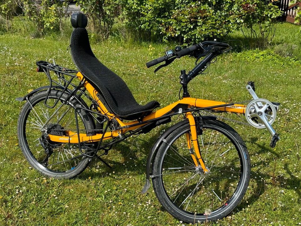 Liegerad Nazca Pioneer mit E-Antrieb gelb Liegefahrrad in Alfter