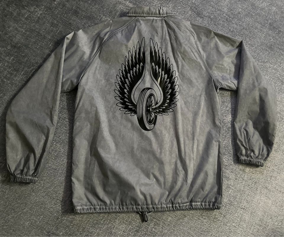 Loser Machine Kingdom Coach Jacket Concrete L Grey Antic in Frankfurt am Main