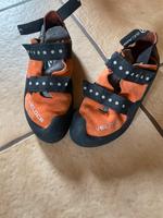 Kletterschuhe Boulderschuhe Scarpa Veloce 39.5 UK 6 Rheinland-Pfalz - Freinsheim Vorschau