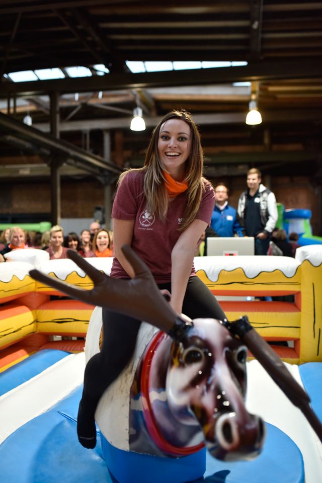 Bull Riding, Rodeo Reiten, Surfing Simulator mieten in Saarbrücken