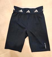 Adidas Techfit Laufhose Sport Shorts blau gr.xs 32 34 Niedersachsen - Meinersen Vorschau