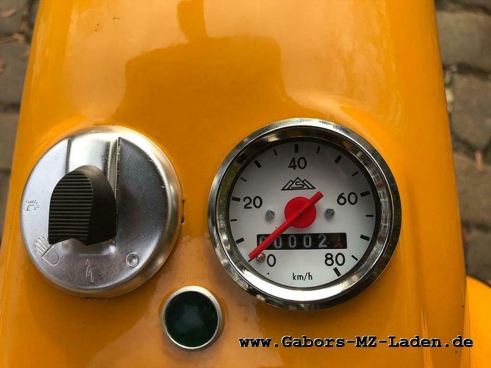 Gabors MZ Laden / Simson KR51/1 Bj. 1975 gelb, restauriert in Britz bei Eberswalde