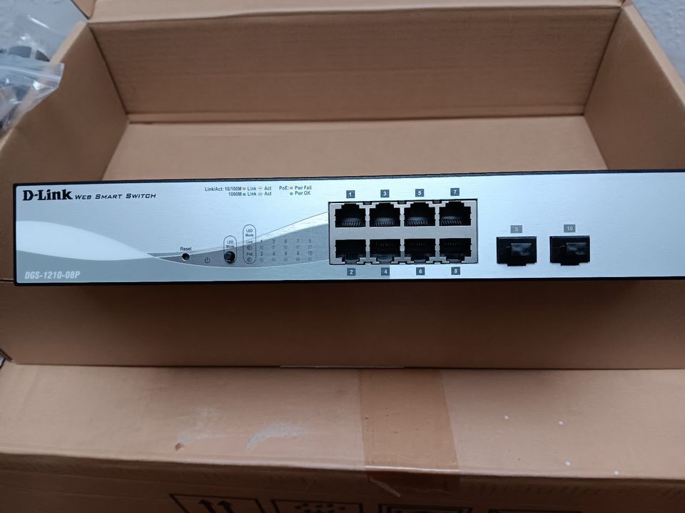 D-Link DGS-1210-08P/E Gigabit Smart Switch (8-Port, 2x SFP, 65W P in Flensburg