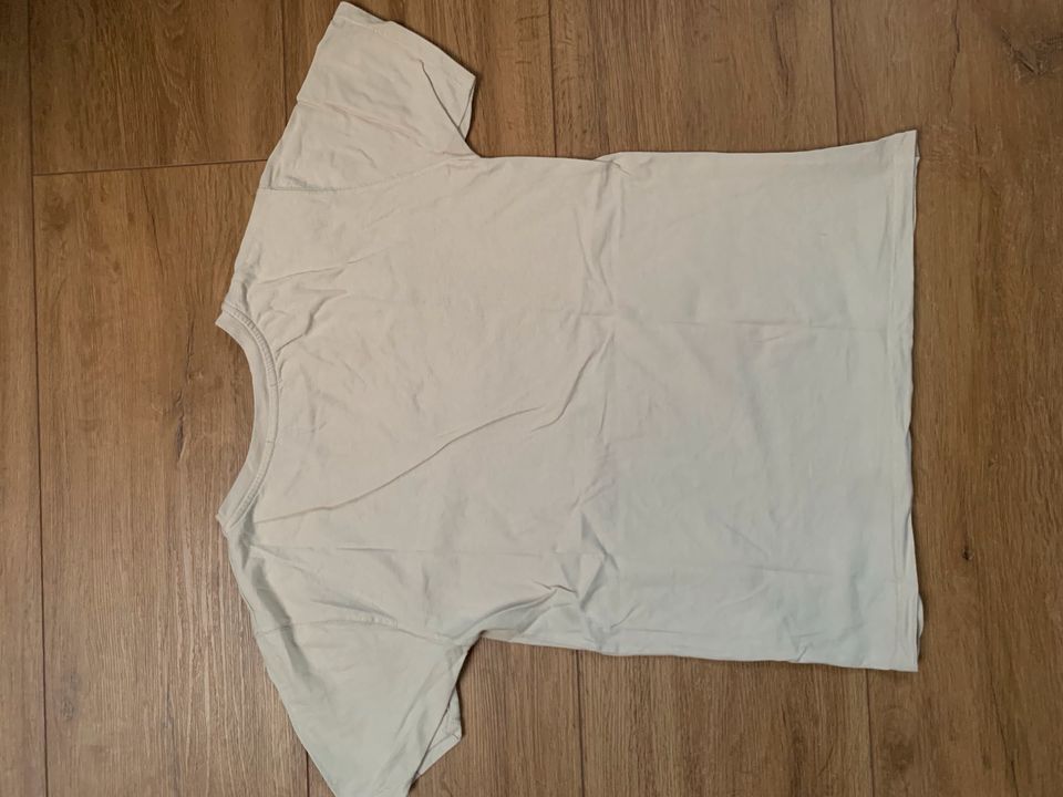 Zara T-shirt 140 -wie neu in Saarburg