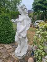 Biete Gartenfigur Venus aus frostfestem Betonguss Niedersachsen - Lüchow Vorschau