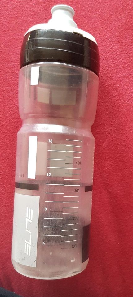 Trinkflasche für Fahrrad, Kunststoff, 750 ml in Korntal-Münchingen