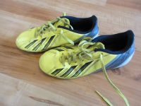 Tolle ADIDAS Fußballschuhe in Gr. 35 Hessen - Limburg Vorschau