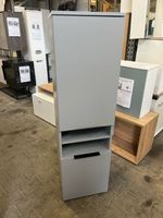 Hochschrank Grau mit Schwarzen Griffen (B/T/H): 40/32/140 cm Nordrhein-Westfalen - Paderborn Vorschau