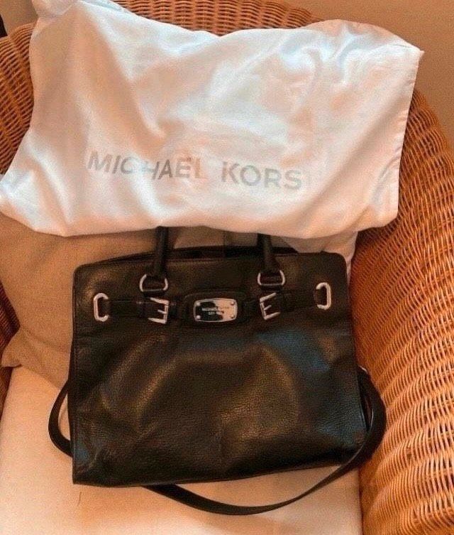 Michael Kors. Ledertasche in Dülmen