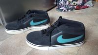 neue NIKE Sneaker Gr. 41 Damenschuhe schwarz Nordrhein-Westfalen - Alfter Vorschau