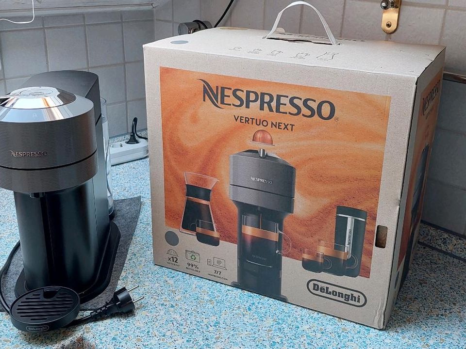 Nespresso Vertuo DeLonghi Kaffeemaschine in München