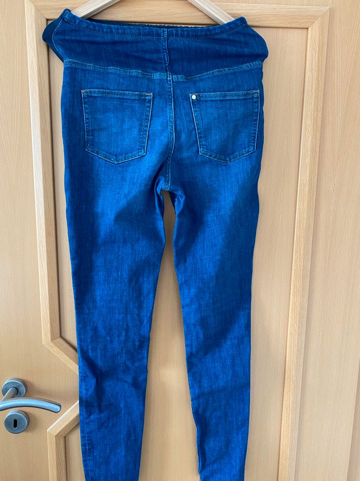 H&M Umstandshose S Jeans in Neubrandenburg