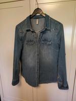 Only Jeansbluse mit Nieten Sachsen - Striegistal Vorschau