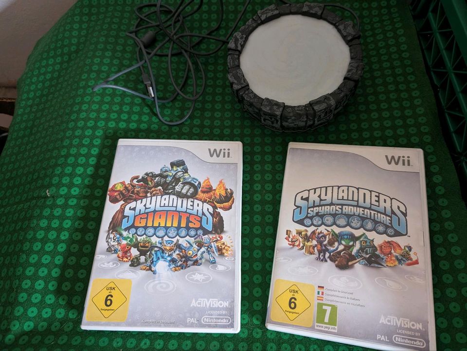 Skylander + Portal+ Figuren in Lügde