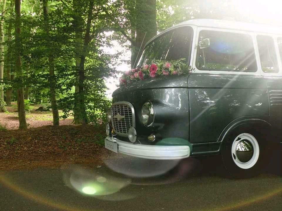 Hochzeitsauto Hochzeitsbulli mieten Oldtimer Barkas b1000 in Vreden