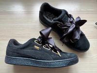Puma Suede Heart Satin Wn's  Größe 41 7,5 Nordrhein-Westfalen - Dormagen Vorschau