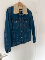 Jeansjacke /- Felljacke Zara Größe M Kr. München - Höhenkirchen-Siegertsbrunn Vorschau