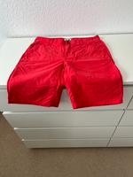 Tommy Hilfiger Denim Shorts Hose kurz Gr. 34 rot (wie neu) Niedersachsen - Goslar Vorschau