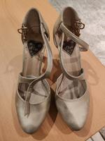 Dirndl Pumps gold Bayern - Ingolstadt Vorschau