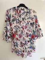 Bluse mit Blumenmuster Größe 36 Nordrhein-Westfalen - Alfter Vorschau