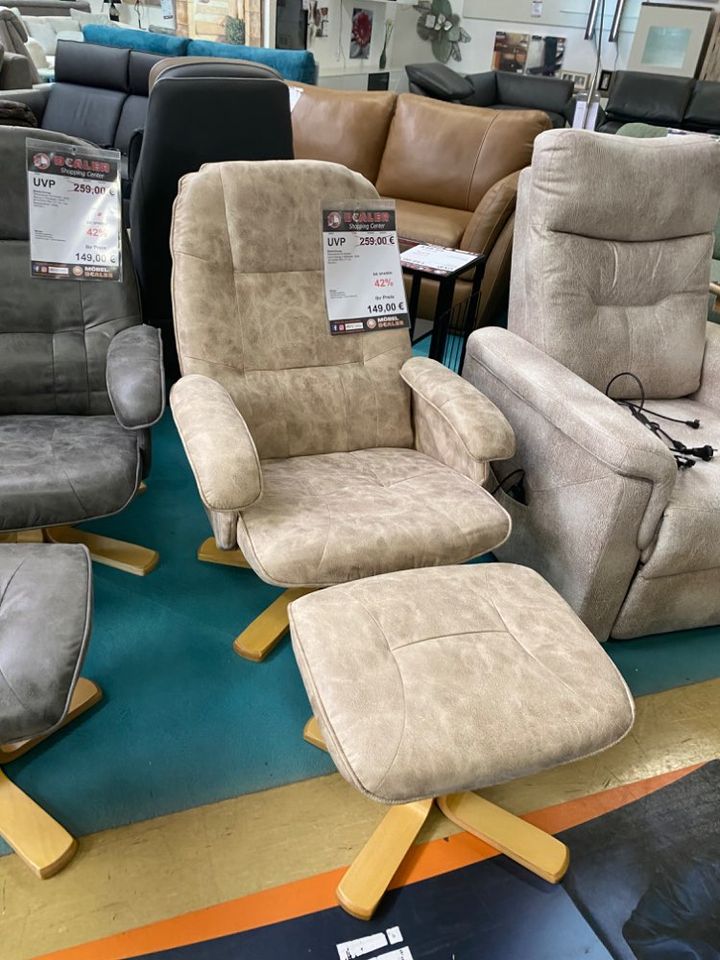 Relaxsessel beige / Hocker / Sessel / Stuhl statt 259€ in Zeitz