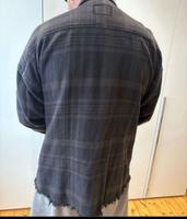 tigha jacke / Hemd Größe XL gut erhalten . Nordrhein-Westfalen - Oberhausen Vorschau