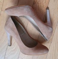 Mango/ MNG Pumps Wildleder beige Gr. 38 Frankfurt am Main - Nordend Vorschau