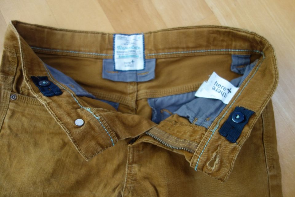 3 Stk. Jeans  C&A  Gr. 146 Top Zustand in Neu-Isenburg