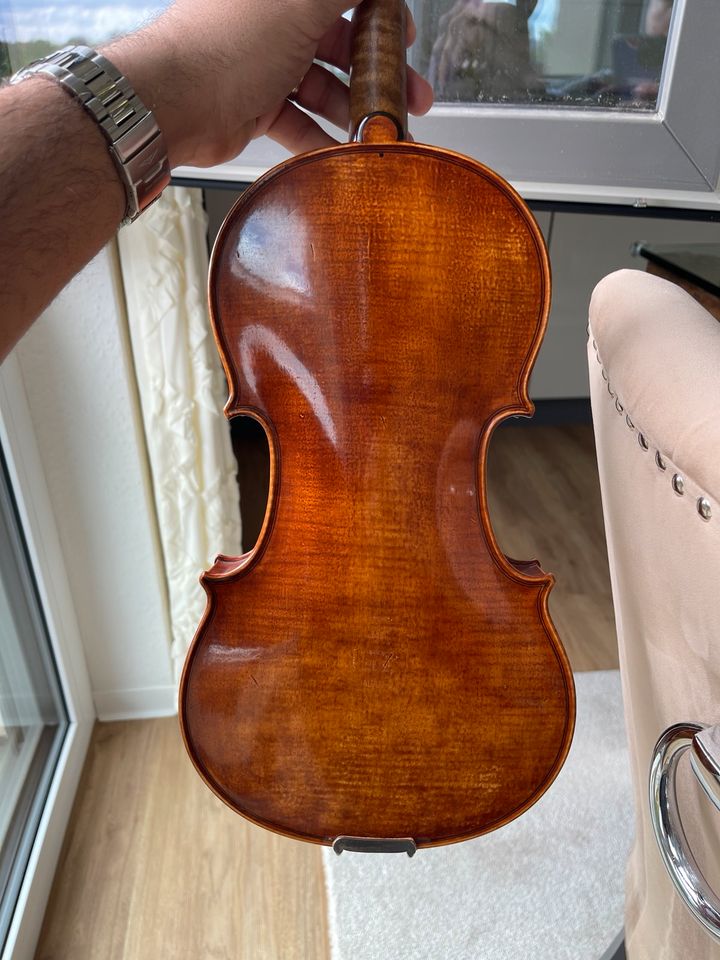 Alte Geige mit Etikett 4/4 aus privat Haushalt in Mannheim