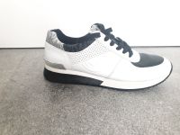 Michael Kors Sneaker weiß Gr. 38,5 /38 Nordrhein-Westfalen - Meerbusch Vorschau