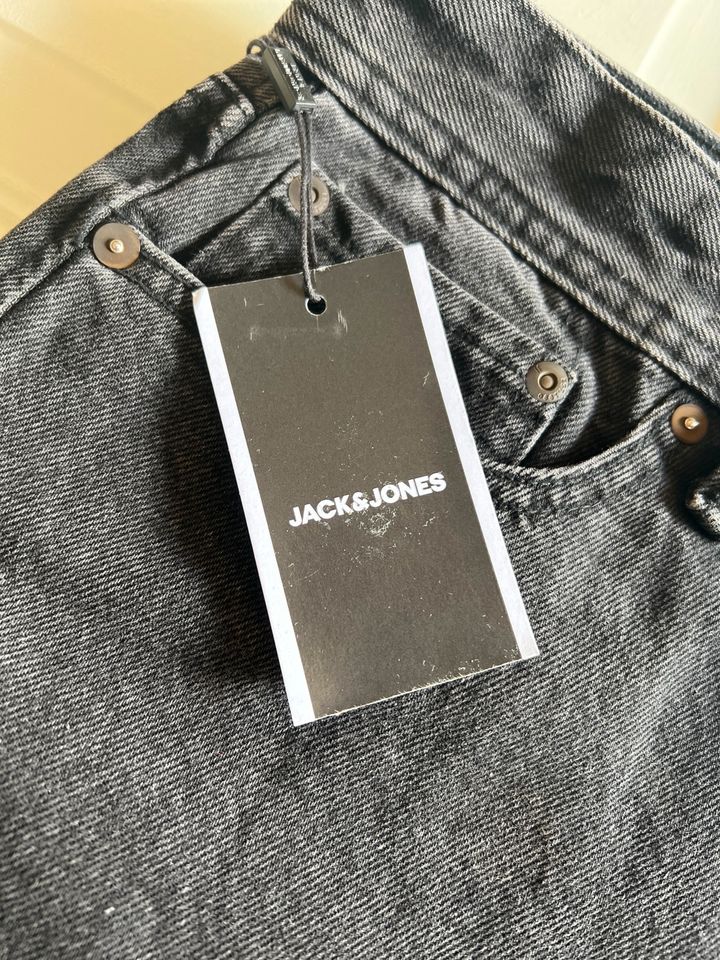 Jack & Jones Herren kurze Jeans Shorts in Leer (Ostfriesland)