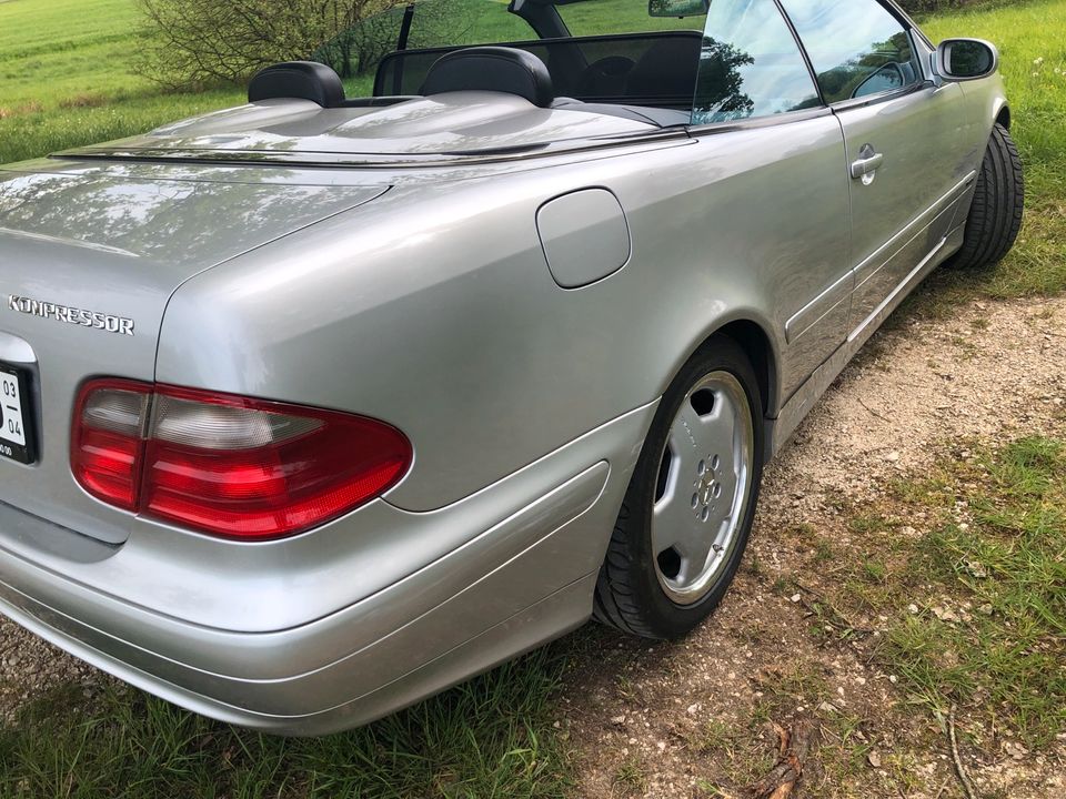 Mercedes CLK 200 CABRIO mit 193 PS - ROSTFREI aus  ITALIEN ! in Coburg