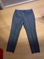 Gerry Weber Hose Damenhose fein glänzend Gr. 42 xl ungetragen Hessen - Langgöns Vorschau
