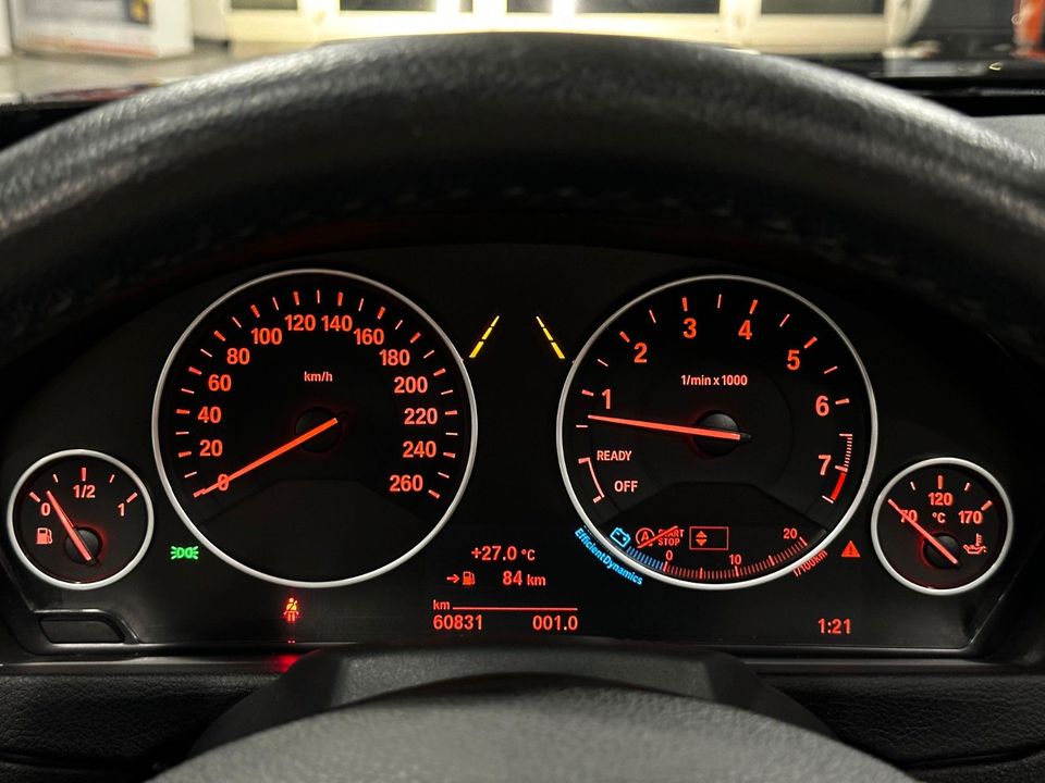 BMW 420 i Cabrio NAVIGATION-XENON-PDC- in Mayen