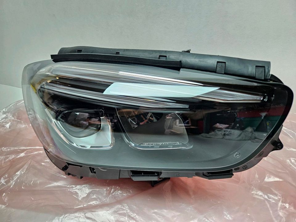 Mercedes B-Klasse W247 Scheinwerfer LED Headlight  A2749061405 in Obertshausen