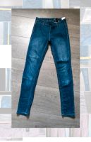 Röhrenjeans Jeans H&M Gr.S Blau Nordrhein-Westfalen - Unna Vorschau