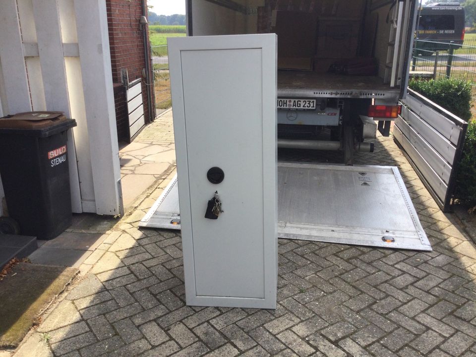 Stahlschrank Waffenschrank Safe Tresor Top erhalten in Neuenhaus