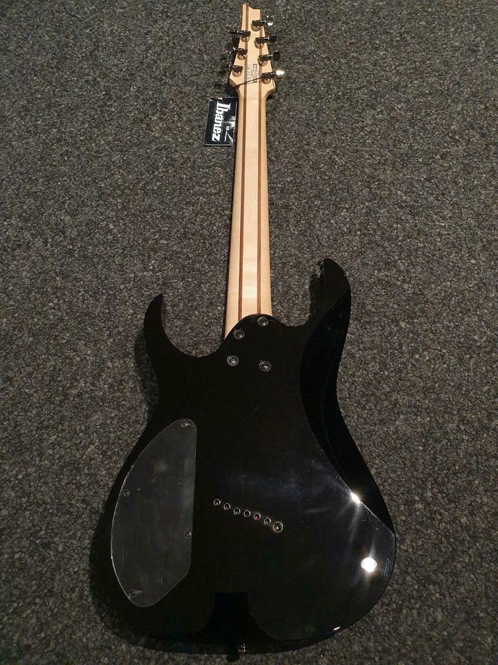 Ibanez IGMS7 BK30 Gitarre E-Gitarre 7 Saiten Superstrat Fan Frets in Hannover