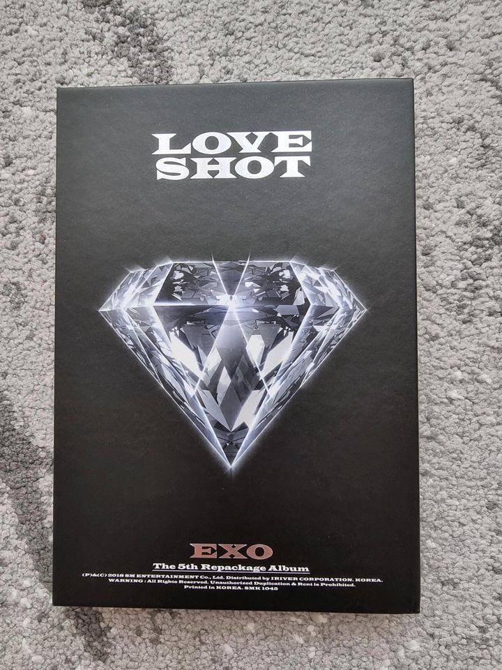 WTS KPOP EXO Love Shot Album in Hamburg