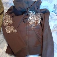 Hübsche Kapuzensweatjacke mit Blumenmuster !!! Rostock - Kröpeliner-Tor-Vorstadt Vorschau