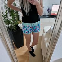 Hot Pants NEU New Yorker Damen Short kurze Hose bunt Blumen 38 M Dresden - Südvorstadt-Ost Vorschau