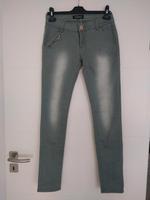 Madonna Gr M 38 40 Jeans Cargo Hose oliv Khaki grün Große Taschen Leipzig - Schönefeld-Abtnaundorf Vorschau