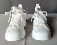 Neu Neu Turnschuh High Sneaker Canvas Gr. 37 offwhite Rheinland-Pfalz - Elkenroth Vorschau