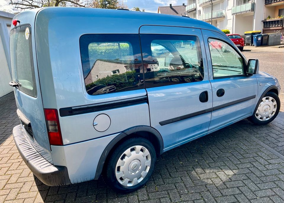 Opel Combo B in Ludwigshafen